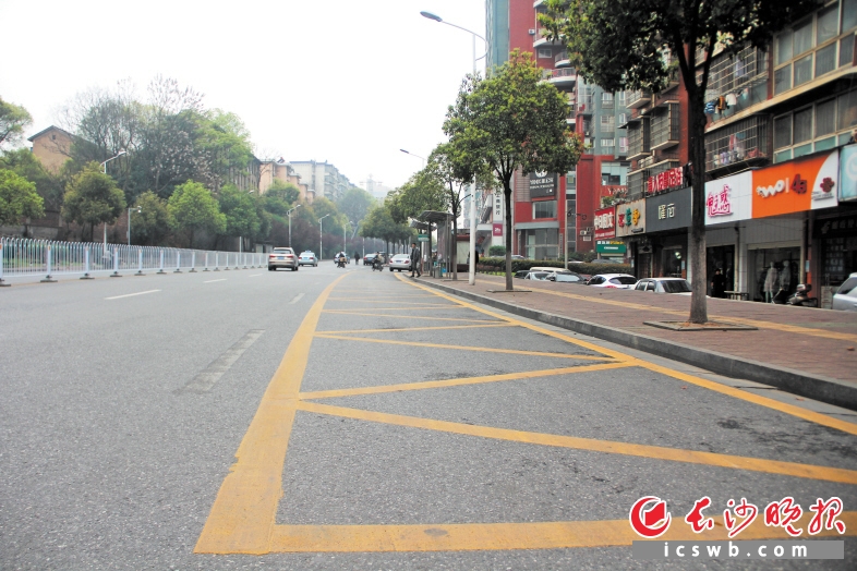长沙道路新增交通禁止标线 这两类黄线区域禁
