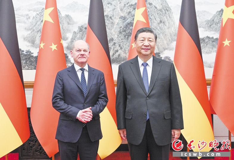 　　4月16日上午，国家主席习近平在北京钓鱼台国宾馆会见德国总理朔尔茨。新华社记者 谢环驰 摄