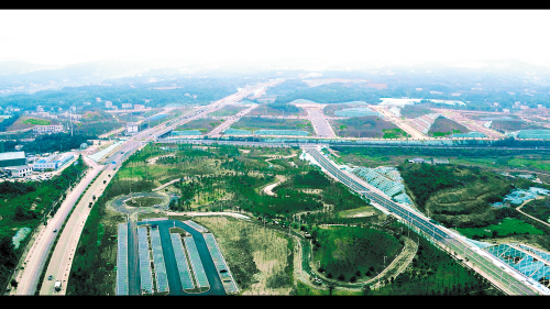 湖南湘江新区智能系统测试区内测试道路纵横交错。