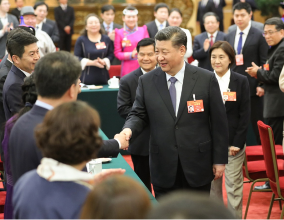 2019年3月5日，中共中央总书记、国家主席、中央军委主席习近平参加十三届全国人大二次会议内蒙古代表团的审议。