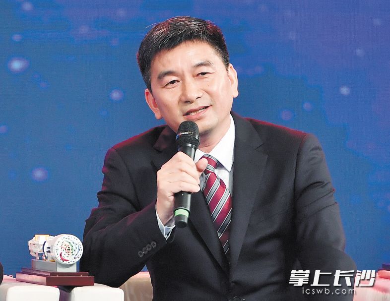 中国中铁工程装备集团有限公司总经理谭顺辉