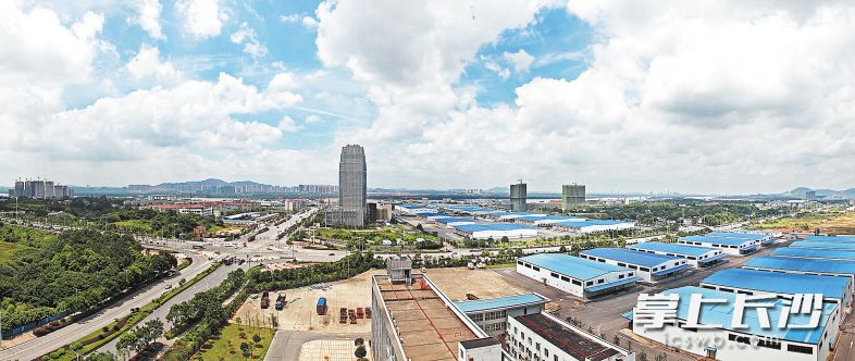 鸟瞰长沙金霞经济开发区。