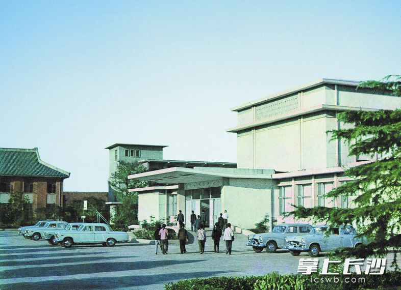 图为1974年湖南省博物馆建筑旧影。