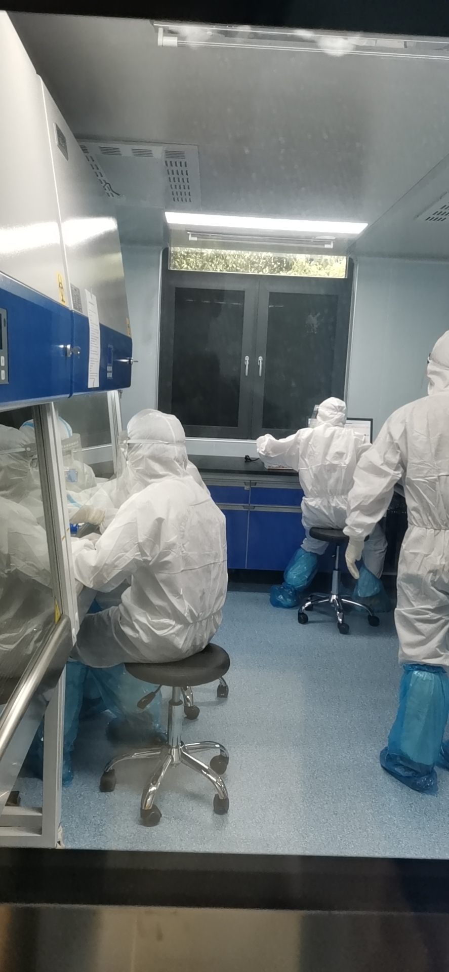 湖南省儿童医院核酸实验室内景。   长沙晚报通讯员 邓永超 摄