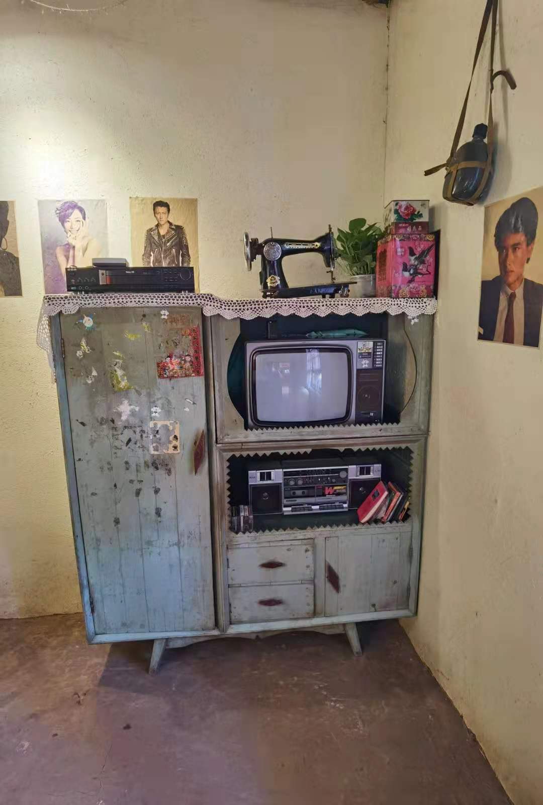 村里的第一台电视机、第一台缝纫机都摆在了“周姨屋里”。长沙晚报全媒体记者  朱华 摄