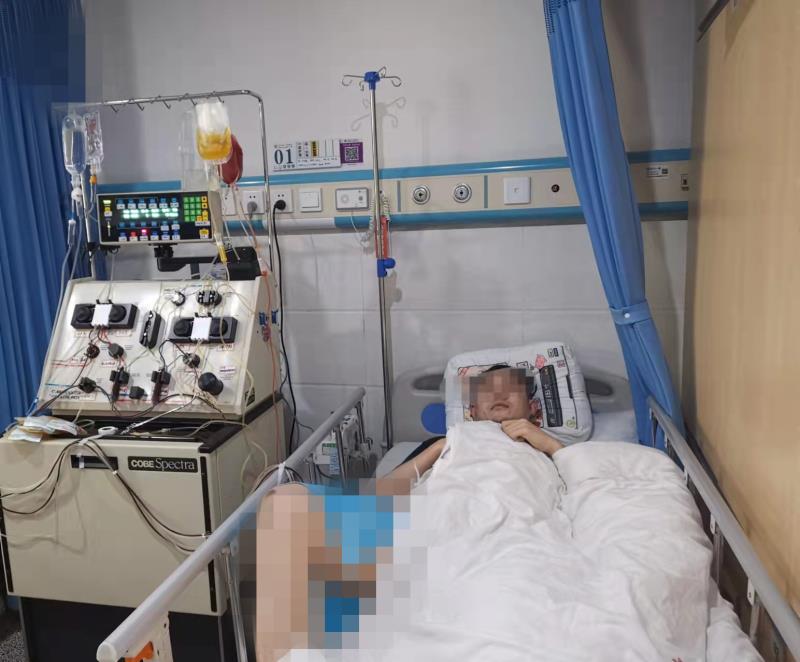 医生检查后，确诊小李患上了吉兰-巴雷综合征。均为长沙晚报通讯员 高辉 供图