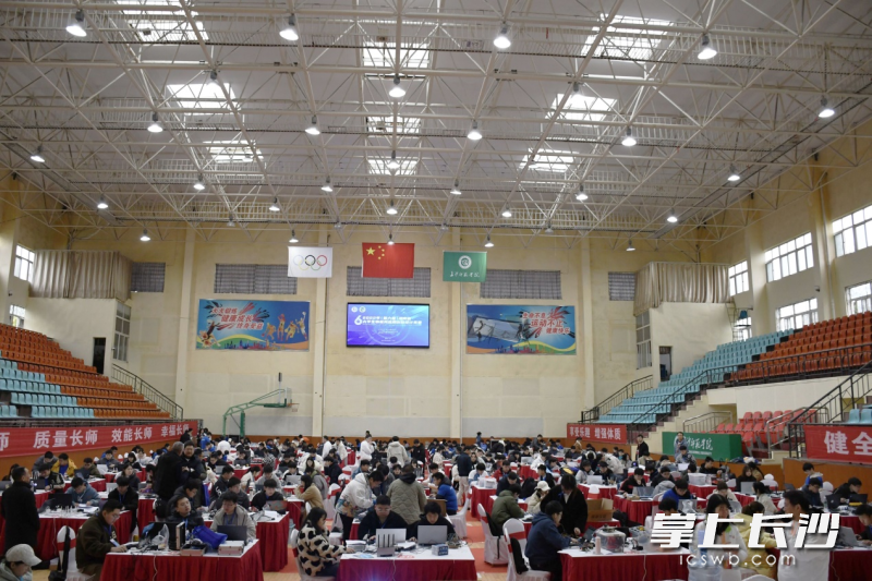 湖南省第六届大学生物联网应用创新设计竞赛（技能赛、挑战赛）在长沙师范学院举行。均为通讯员供图