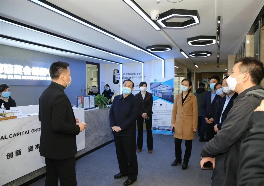 3月17日，区委书记张敏，区委副书记、区长刘素月走访调研全区软件产业发展相关工作。