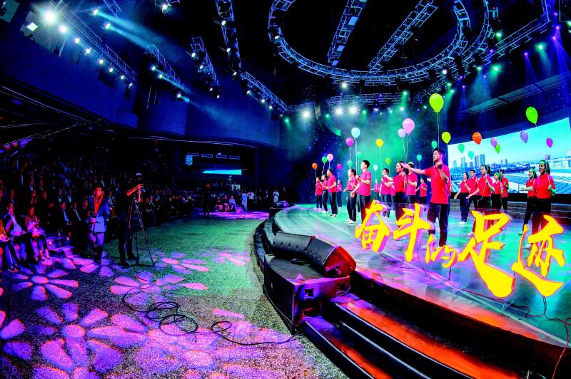 2019年11月7日，浏阳市举行"爱国奋斗优秀人才"和"重视人才工作企业"发布活动，致敬爱国奋斗者，褒奖创新创业者。资料图片