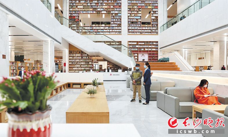 浏阳市新图书馆成为浏阳“十大文旅网红打卡地”之一。
