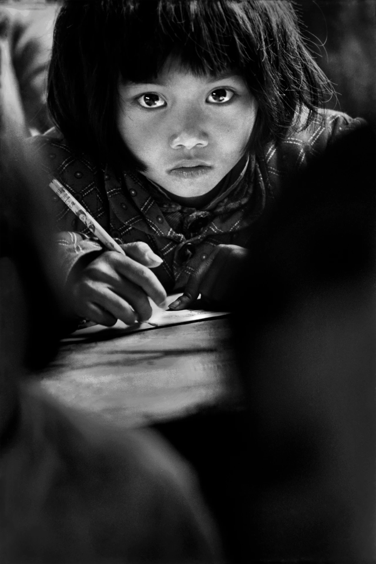 可怜的女孩 图库摄影片. 图片 包括有 阳光, 无辜, 童年, 白天, 破擦声, 子项, 微笑, 阿拉伯人 - 57781112