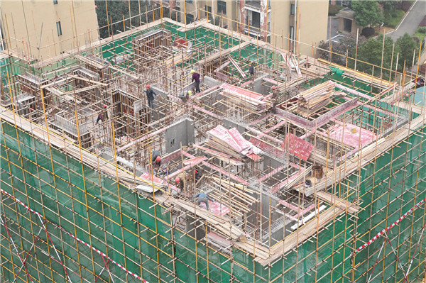 龙溪公租房项目正在紧张建设中。彭小凤 摄