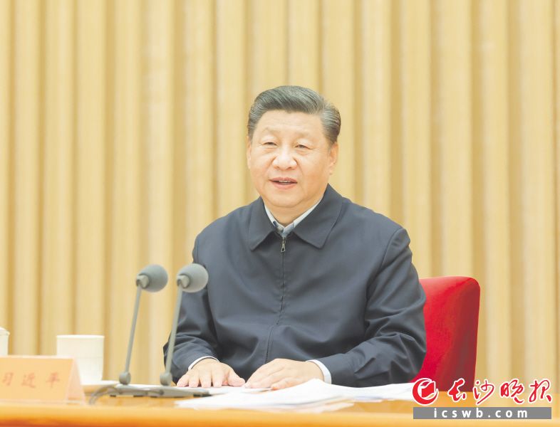 12月3日至4日，全国宗教工作会议在北京召开。中共中央总书记、国家主席、中央军委主席习近平出席会议并发表重要讲话。　　新华社记者 丁海涛 摄